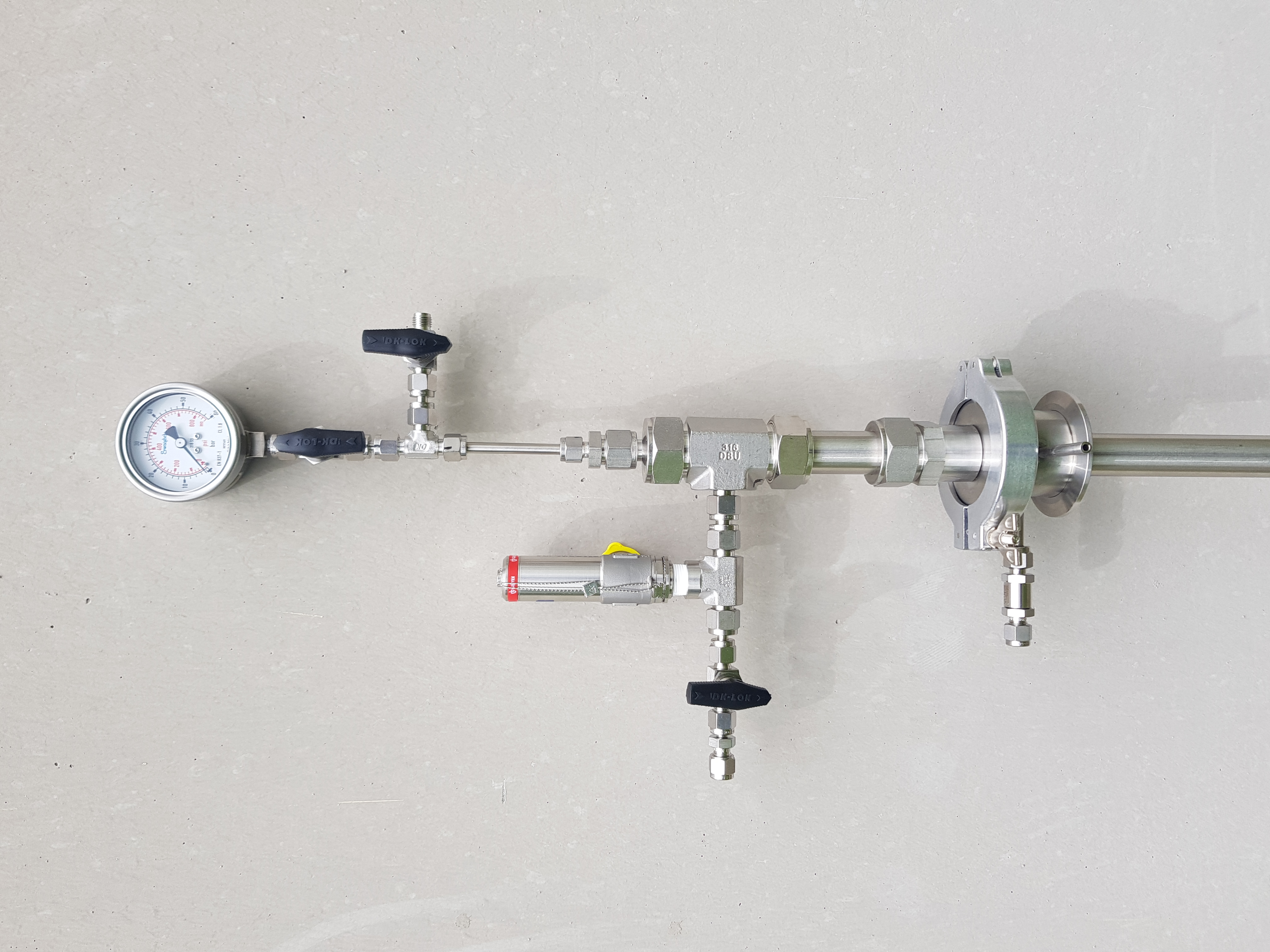 Parahydrogen Generators